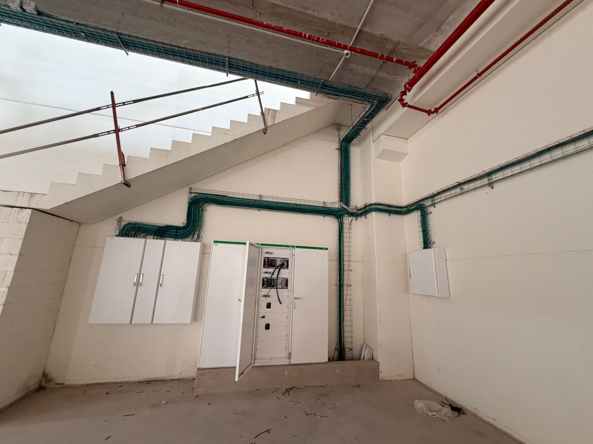 Sistema de detección y extinción de incendios para edificio comercial